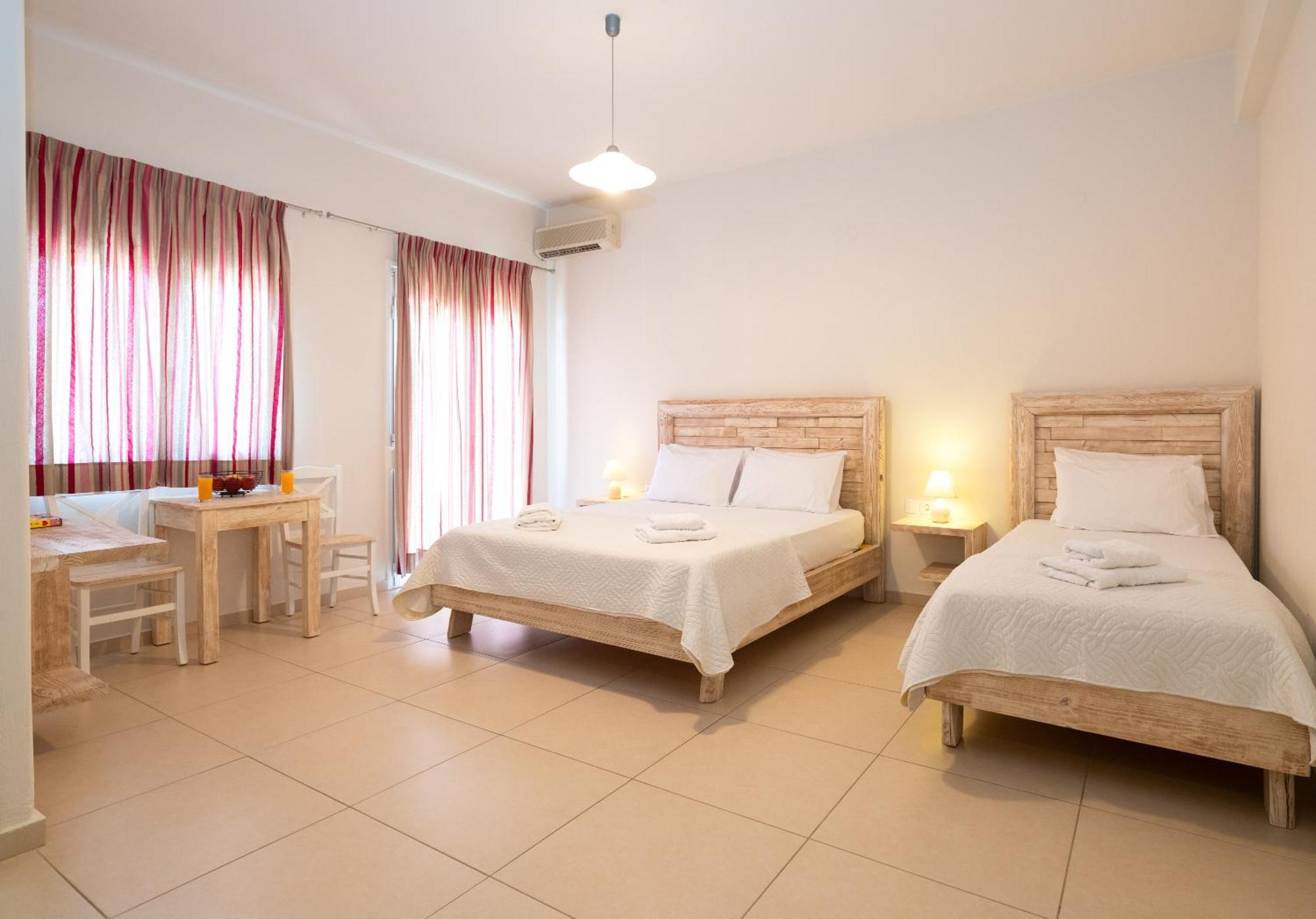 Omnia Apartments Agia Pelagia Exterior foto