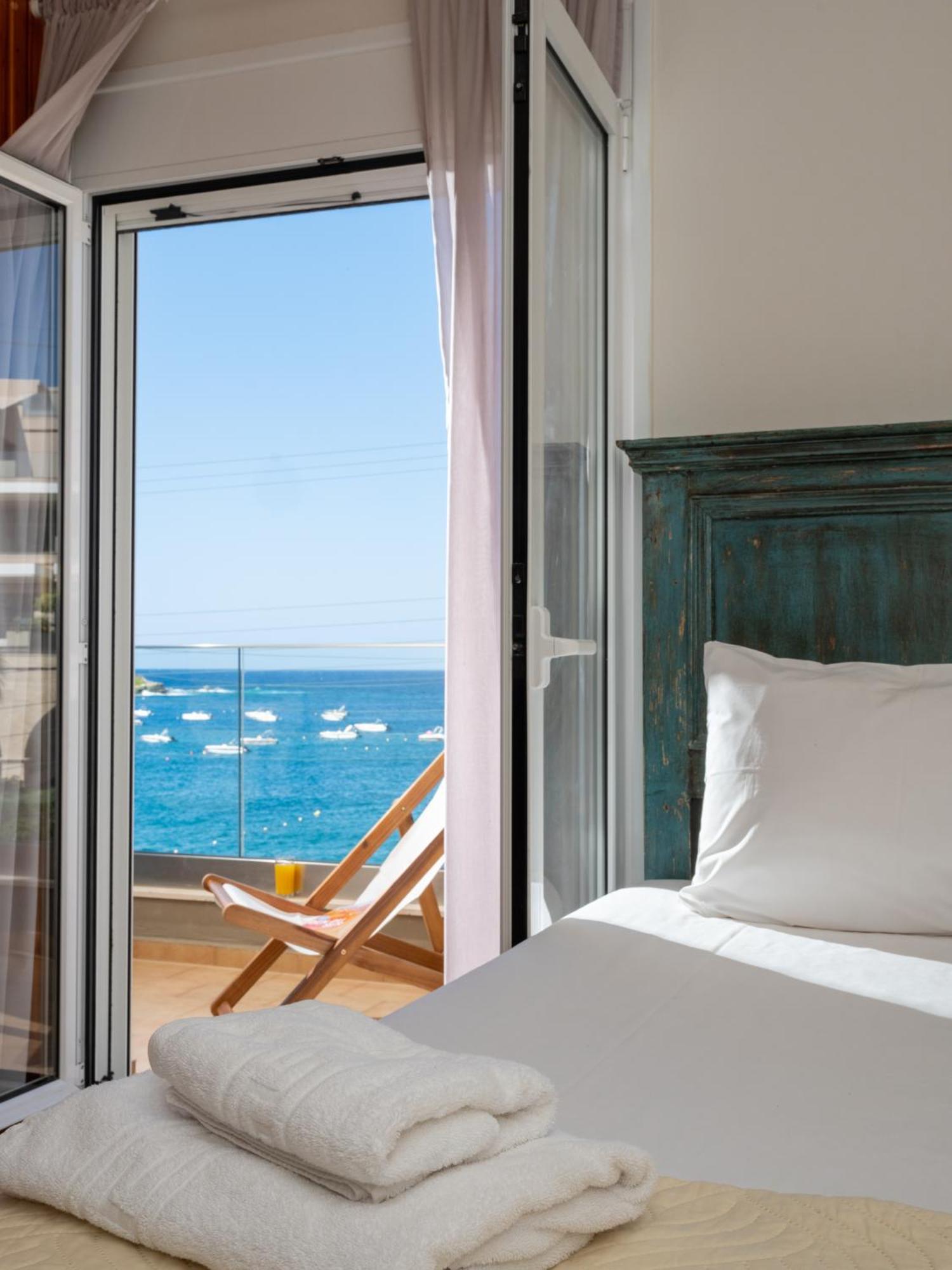 Omnia Apartments Agia Pelagia Exterior foto