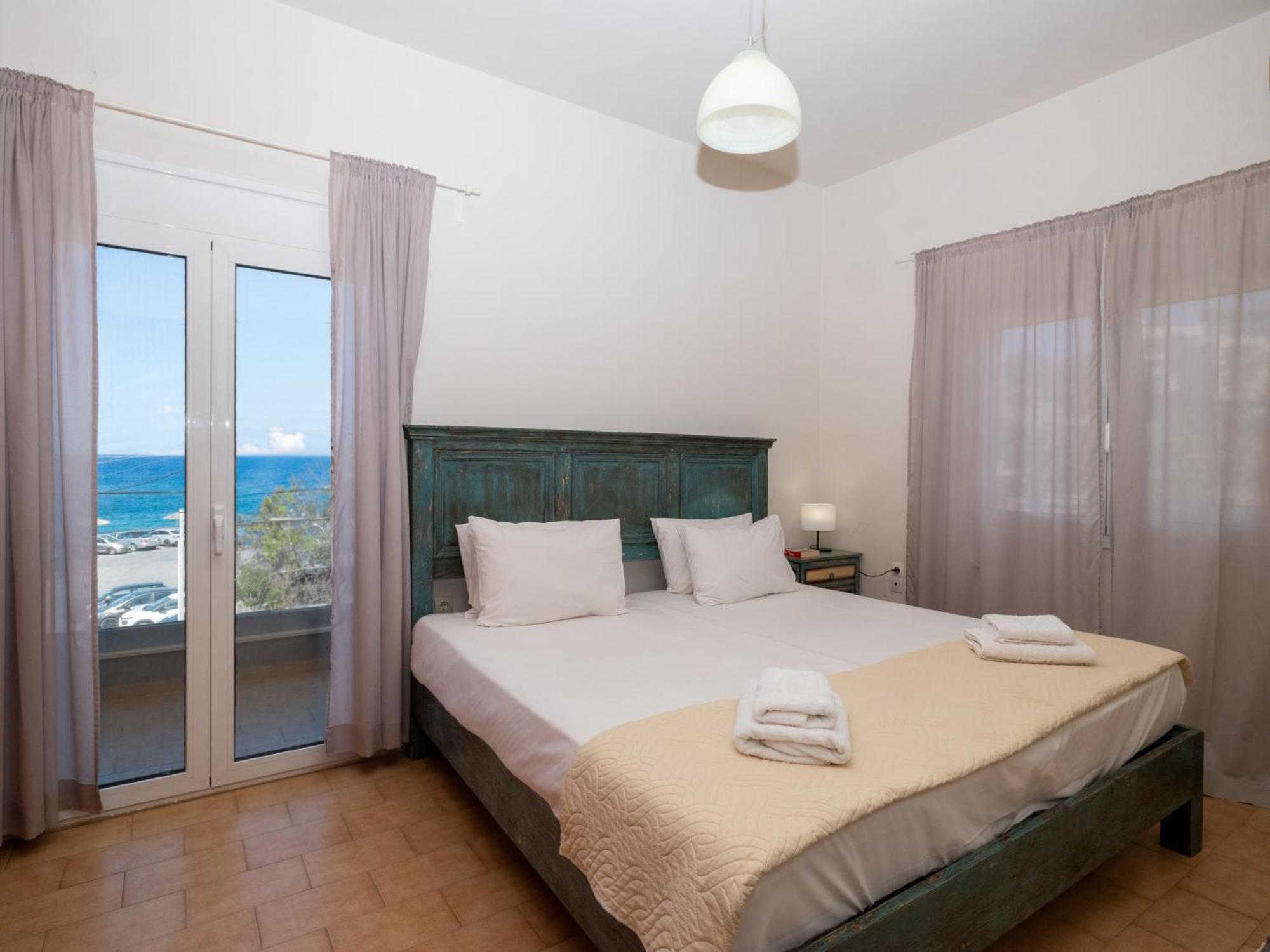 Omnia Apartments Agia Pelagia Exterior foto